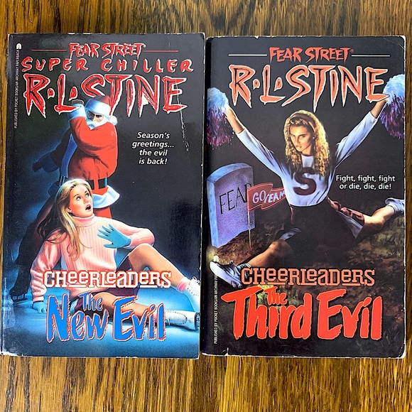 🎃2 R.L. Stine Cheerleader Series Books🎃 RETRO 1992 and 1994 - Picture 10 of 10